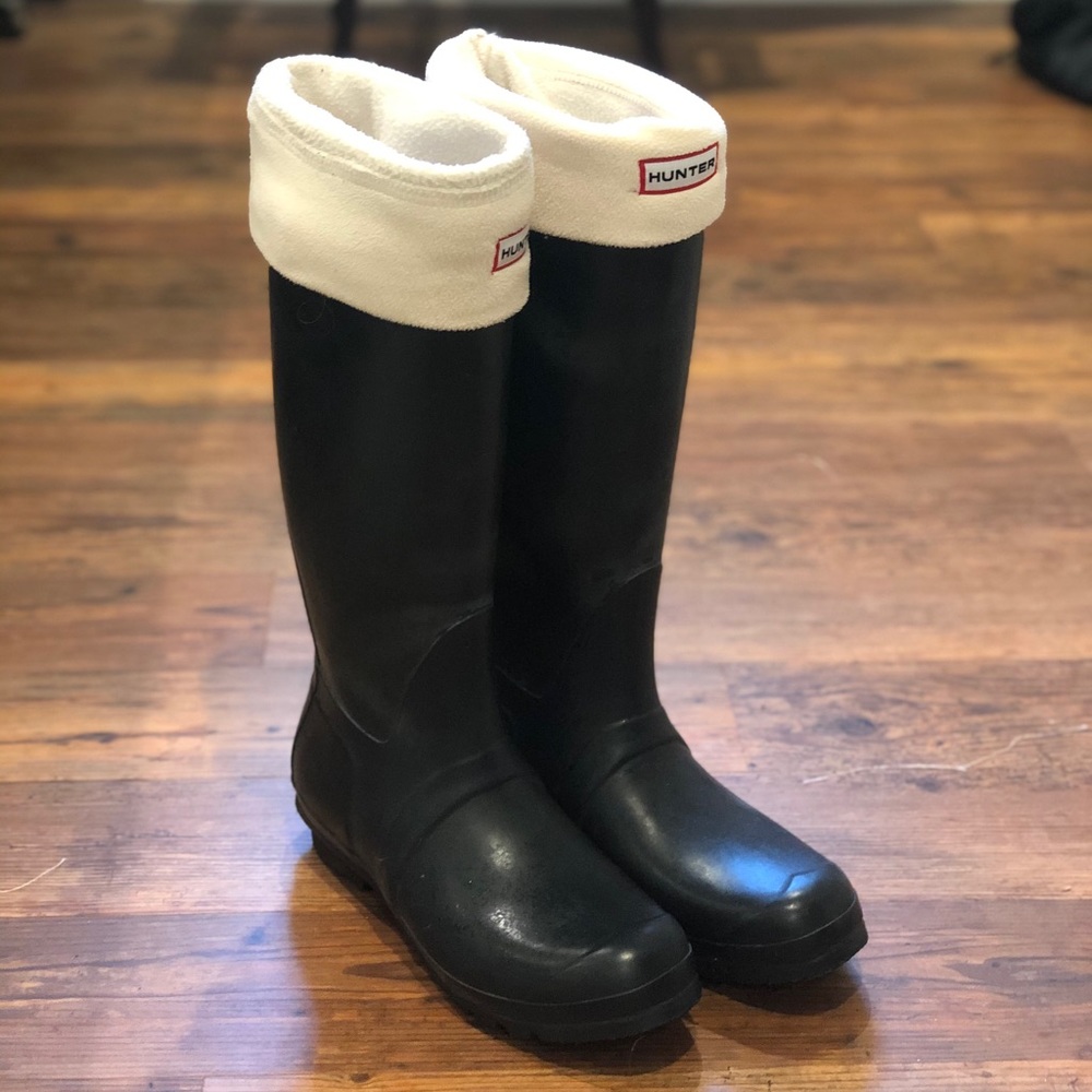 SOLD Hunter Rainboots with Removable Sock Insert